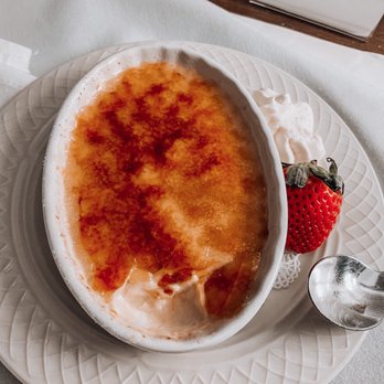Chesterfield Inn - Maple creme brûlée- absolutely amazing!! - Hotels Near Me - West Chesterfield, New Hampshire Chesterfield Inn - Maple creme brûlée- absolutely amazing!! - Hotels Near Me - West Chesterfield, New Hampshire