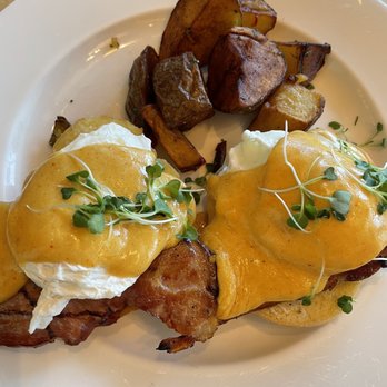 Harper's - Eggs Benedict - Breakfast & Brunch Near Me - Atlantic City, New Jersey Harper's - Eggs Benedict - Breakfast & Brunch Near Me - Atlantic City, New Jersey