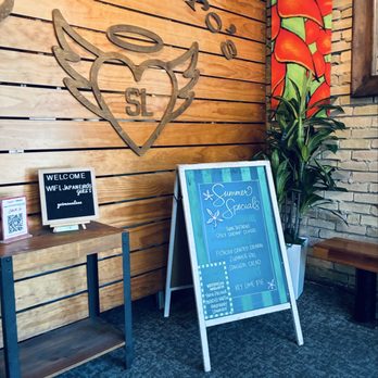 Japaneiro's - Sushi Bars Near Me - Sugar Land, Texas