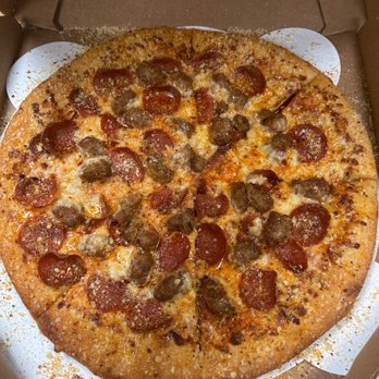 Marco's Pizza - Sausage and pepperoni garlic butter crust, romosean crust topper - Pizza Near Me - Coral Springs, Florida Marco's Pizza - Sausage and pepperoni garlic butter crust, romosean crust topper - Pizza Near Me - Coral Springs, Florida