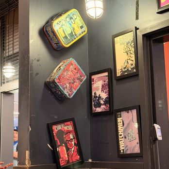 Bad Daddy's Burger Bar - Decor - Burgers Near Me - Charlotte, North Carolina