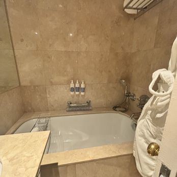 The Pierre - Hotels Near Me - New York, New York