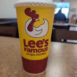 Lees strawberry lemonade