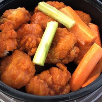 Lakeside Bar & Grill - Boneless wings - American Near Me - Lanesborough, Massachusetts