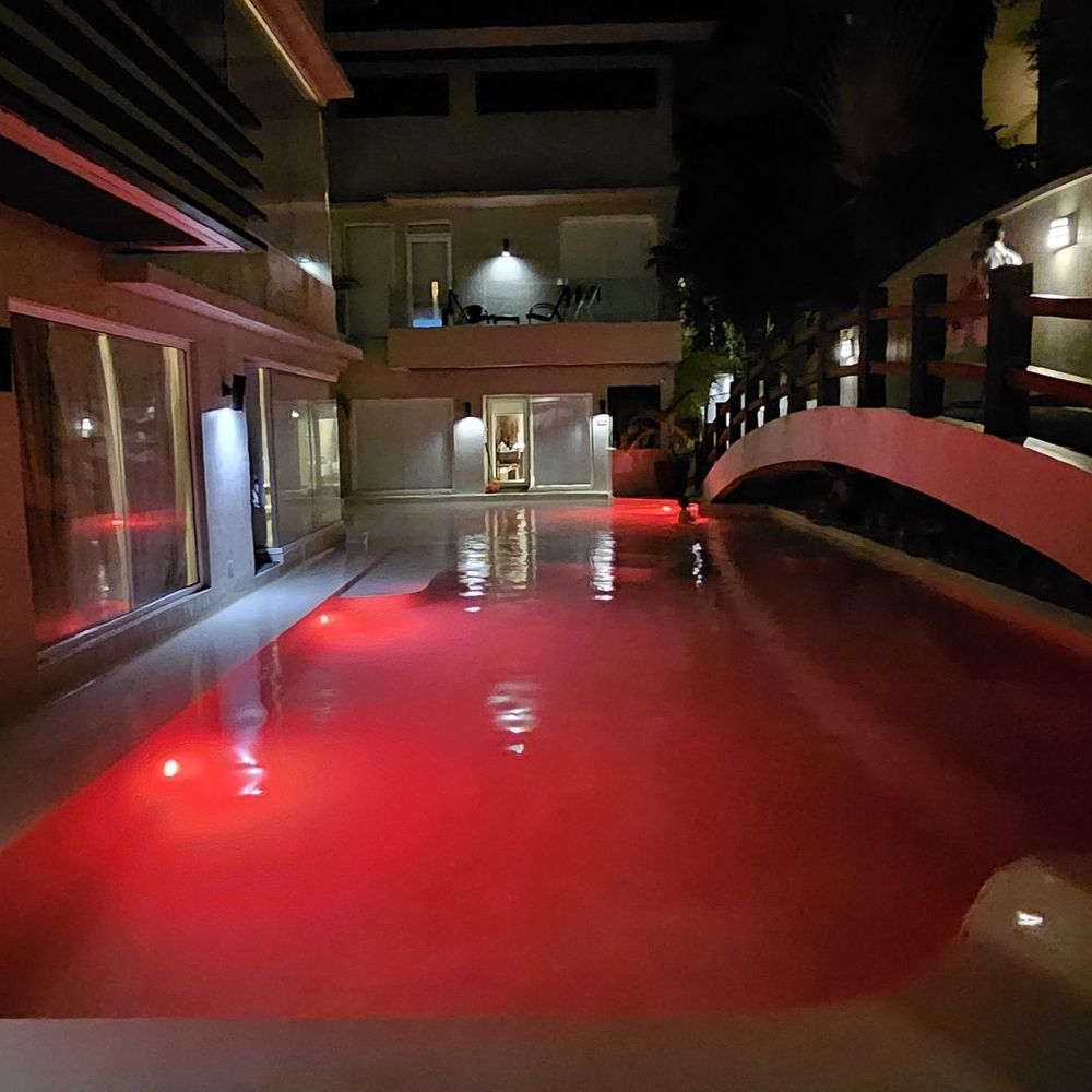 Two Seasons Resorts - Hotels Near Me - Malay, AKL