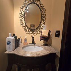 Anniversary Suites - Sink in bathroom