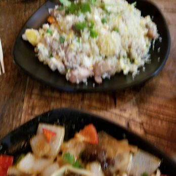 Hiccups Veo Cafe - Asian Fusion Near Me - Carson, California
