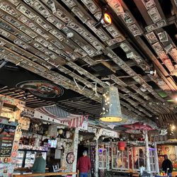Jack Brown's Beer & Burger Joint - KDH - Funky ceiling
