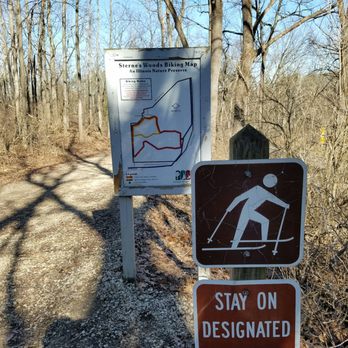 Sterne's Woods & Fen - Hiking Near Me - Crystal Lake, Illinois Sterne's Woods & Fen - Hiking Near Me - Crystal Lake, Illinois