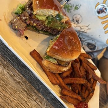Polo’s Corner - Wagyu Bistro Burger - New American Near Me - Livermore, California Polo’s Corner - Wagyu Bistro Burger - New American Near Me - Livermore, California