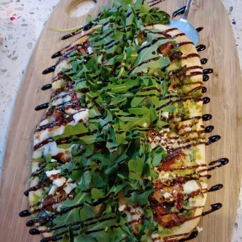 Hook & Barrel - Chicken pesto sundries tomato flatbread - Seafood Near Me - Myrtle Beach, South Carolina
