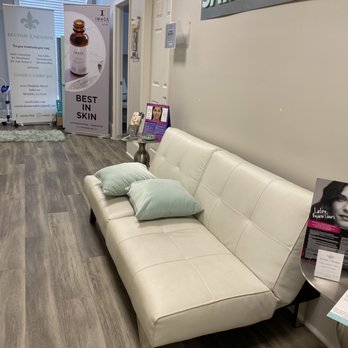Saintly Skin - Waiting area - Skin Care Near Me - Metairie, Louisiana Saintly Skin - Waiting area - Skin Care Near Me - Metairie, Louisiana