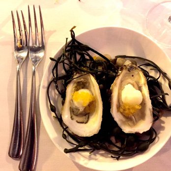 Brindille - The French Kiss oysters with sorbet and smoked roe - French Near Me - Chicago, Illinois