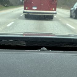 Post Road Stages - This Bus was on 495 in Westford MA almost crushed my car switching lanes went in the fast lane numerous times. Horrible
