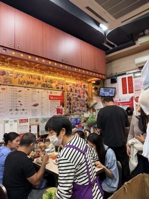 Yat Lok Restaurant by null