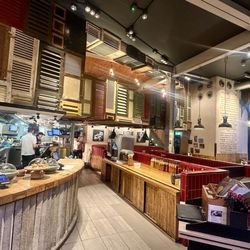Nando's - Inside