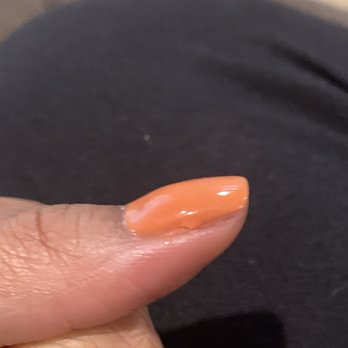 SalonSpa - Nails done 5 hours ago and gel polish is already cracking and lifting - Hair Salons Near Me - Tumwater, Washington