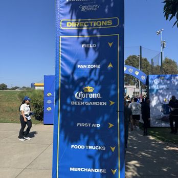 Los Angeles Rams Training Camp - Stadiums & Arenas Near Me - Los Angeles, California Los Angeles Rams Training Camp - Stadiums & Arenas Near Me - Los Angeles, California