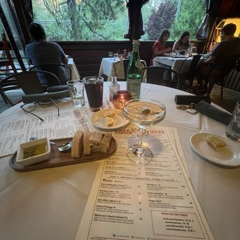 Cafe Aroma - The perfect martini - Italian Near Me - Idyllwild, California