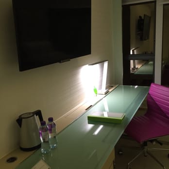富薈上環酒店 - Work desk - Hotels Near Me - Hong Kong, HK