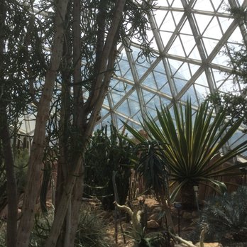 Mitchell Park Domes - Parks Near Me - Milwaukee, Wisconsin