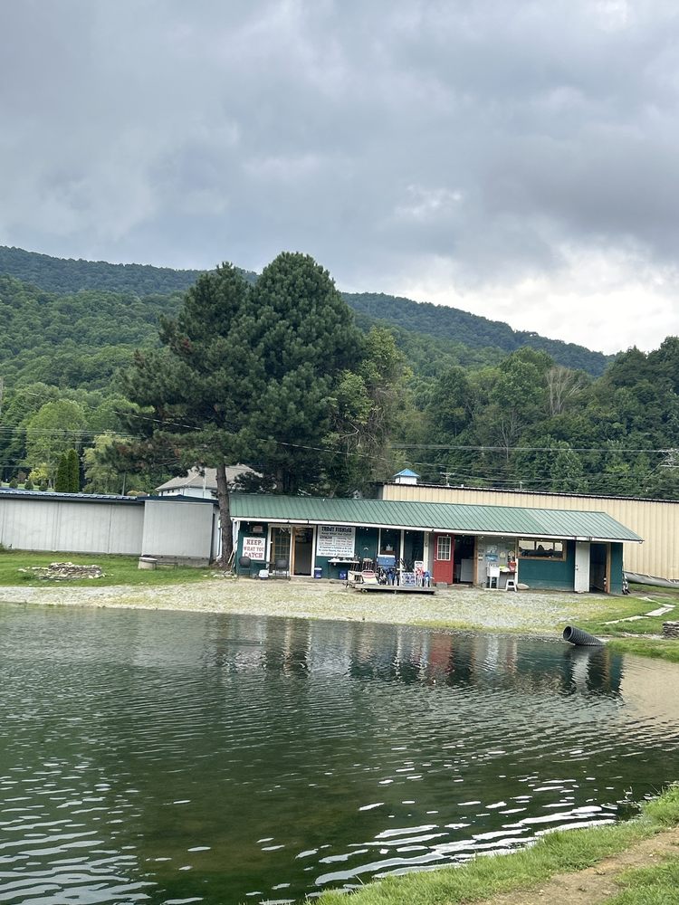 Social spots from Grandfather Trout Farm and Gem Mining