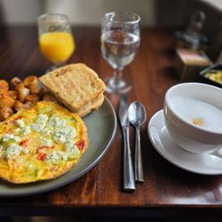 Portland Regency Hotel & Spa - Breakfast