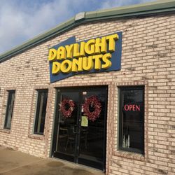 Timberbrook Daylight Donuts - Front of the building