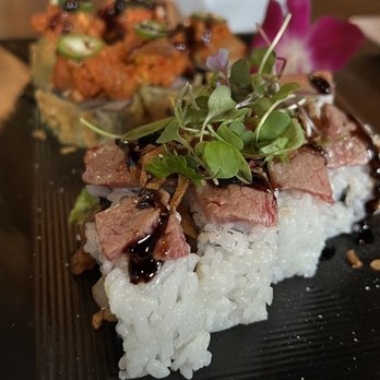 O-Ku - Surf & Turf Roll - Sushi Bars Near Me - Charleston, South Carolina O-Ku - Surf & Turf Roll - Sushi Bars Near Me - Charleston, South Carolina