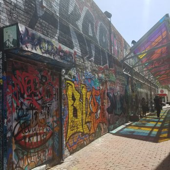 Central Square - Shopping Centers Near Me - Cambridge, Massachusetts