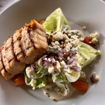 Sailor Jack's - Wedge salad with salmon - Seafood Near Me - Benicia, California