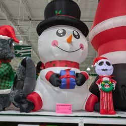 Menards - Holiday display