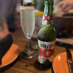 Vidorra - Mimosas & Dos x