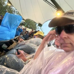 We were soaked rats sitting in the storm this st Augustine amplitheater have no updates we sat in bad weather for an hour and 18 minutes .