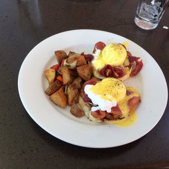 Balans - Eggs Benedict with bacon was to die for! - New American Near Me - Miami Beach, Florida Balans - Eggs Benedict with bacon was to die for! - New American Near Me - Miami Beach, Florida