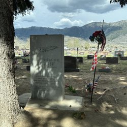 Mountain View Cemetery - Evel Knievel's grave