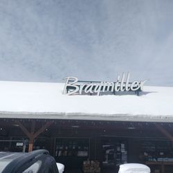 Braymiller Market - Exterior