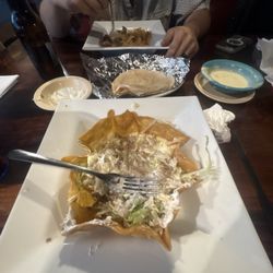 Mi Tenampa - Taco salad!