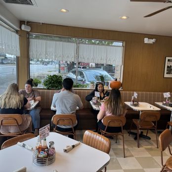 The Toasty Badger - Diners Near Me - Austin, Texas The Toasty Badger - Diners Near Me - Austin, Texas