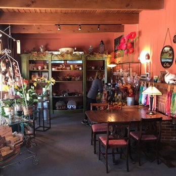 Dundee Florist - Inside stocked with gifts 10/7/17 - Florists Near Me - Omaha, Nebraska