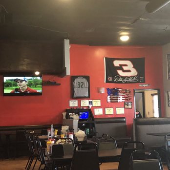 P-Dubs Brew Pub - Pubs Near Me - Tehachapi, California