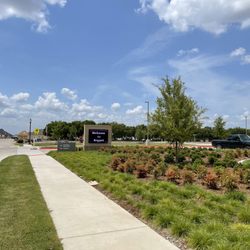 Mrs. Jerry Bryant Elementary School - Welcome sign at driveway entrance