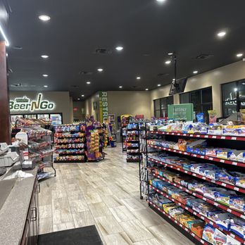 Shell ServNGo Expresss - a grocery store - Convenience Stores Near Me - Cornersville, Tennessee