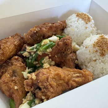 Mama Hieu's - Box Original Garlic Butter - Vietnamese Near Me - Westminster , California Mama Hieu's - Box Original Garlic Butter - Vietnamese Near Me - Westminster , California