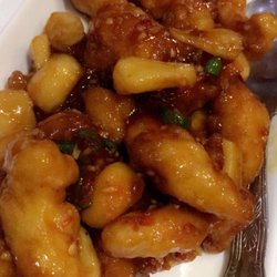 New Bowl Chinese Restaurant - Kung Pao chicken