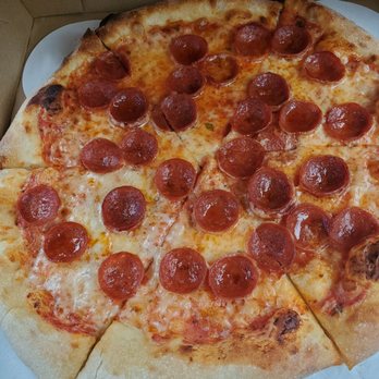 Freda's Pizza Kitchen - Pepperoni small pizza - Pizza Near Me - Westlake Village, California Freda's Pizza Kitchen - Pepperoni small pizza - Pizza Near Me - Westlake Village, California