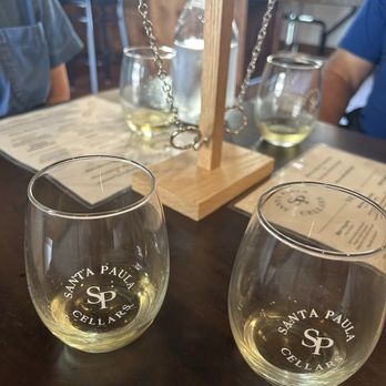 Santa Paula Cellars - Wine Tasting Room Near Me - Santa Paula, California Santa Paula Cellars - Wine Tasting Room Near Me - Santa Paula, California
