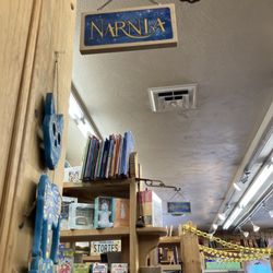 A Novel Idea Bookstore - What a great store!!
