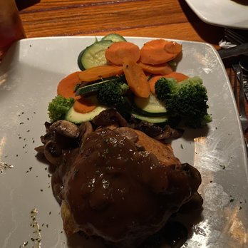 Feeney's Restaurant and Bar - Beef Wellington - Bars Near Me - Phoenix, Arizona Feeney's Restaurant and Bar - Beef Wellington - Bars Near Me - Phoenix, Arizona