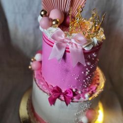 A Gift from a Dove - Baby shower cake
